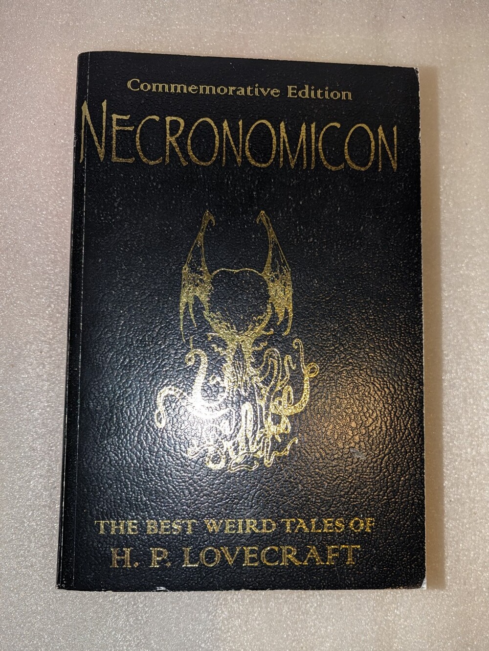 H.P. Lovecraft Necronomicon Best Weird Tales Commemorative Edition 2008 Horror